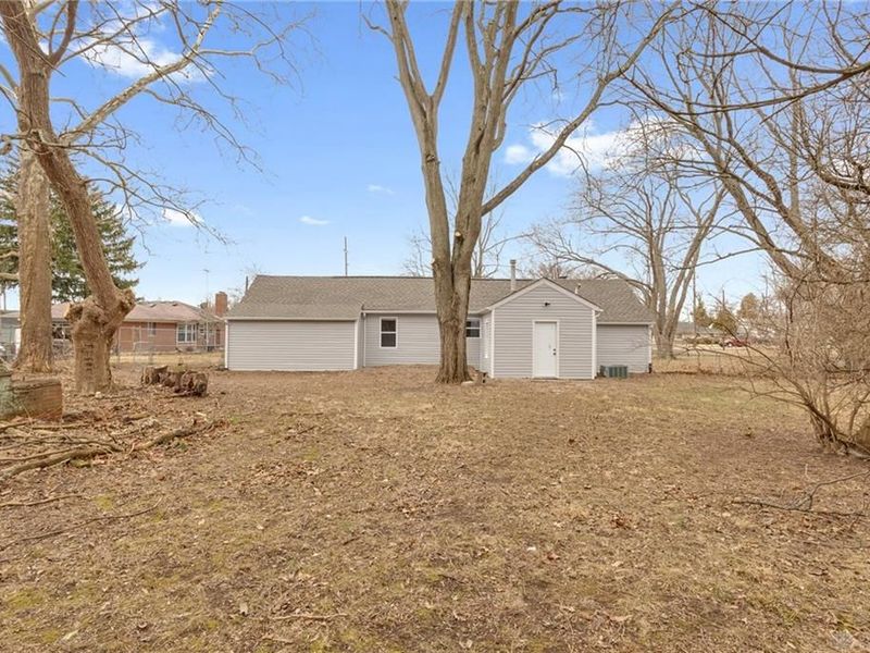 4534 N Fairgreen Avenue, Dayton, OH 45416 Photo 18