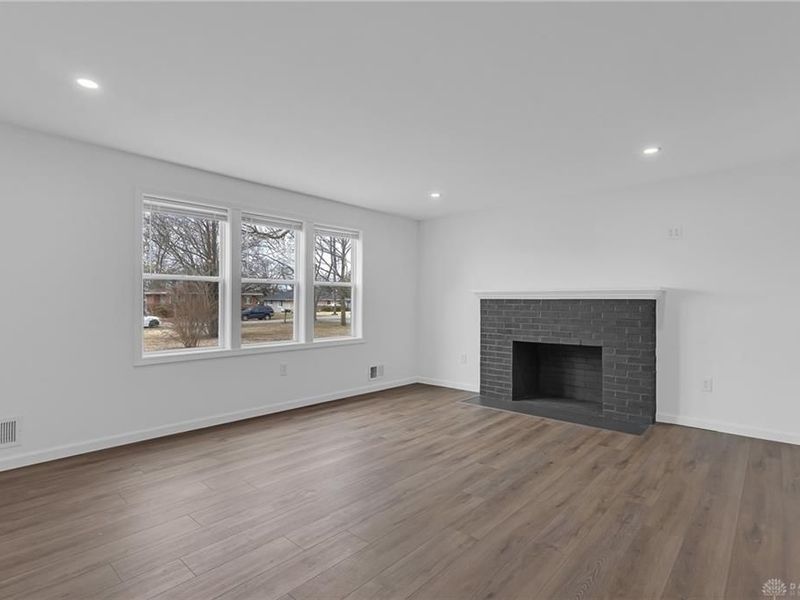 4534 N Fairgreen Avenue, Dayton, OH 45416 Photo 6