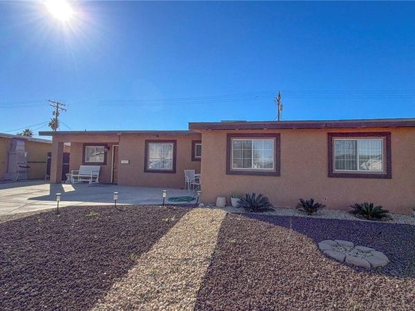 465 Driftwood Drive, El Centro, CA 92243