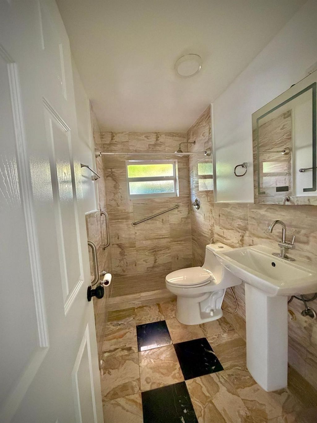 707 NE 15th Street, Unit A, Fort Lauderdale, FL 33304 Photo