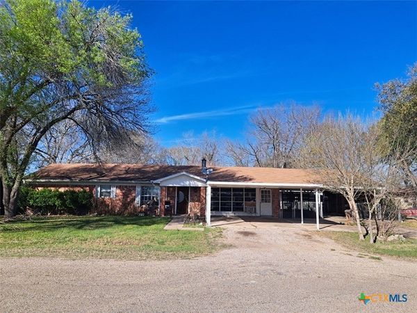 706 E SANDY Lane , Little River Academy, TX 76554