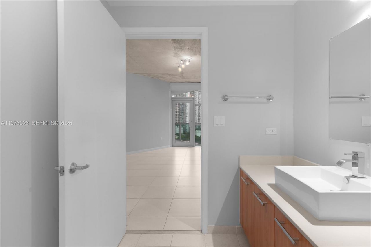 3301 NE 1st Ave , Unit H1506, Miami, FL 33137 Photo