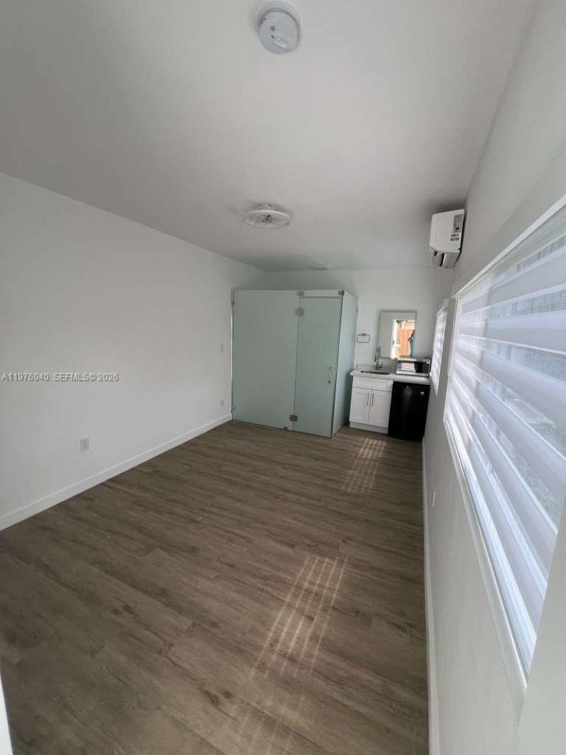 6220 NW 19th St, Sunrise, FL 33313 Photo