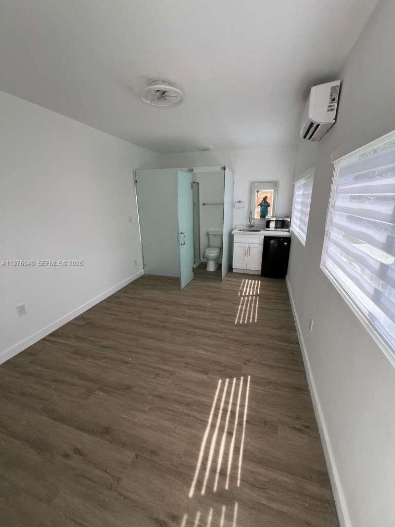 6220 NW 19th St, Sunrise, FL 33313 Photo