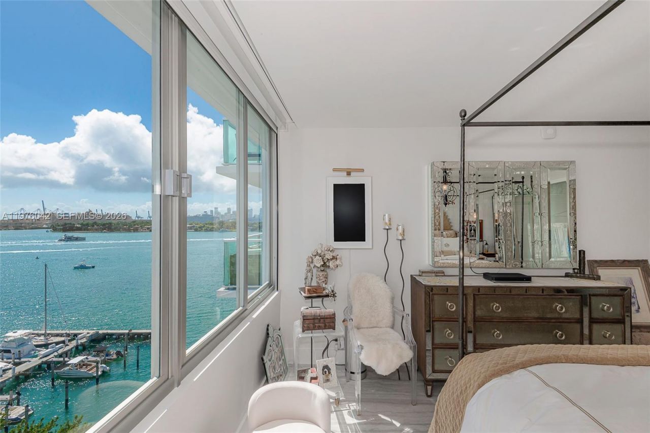 1000 West Ave, Unit 825, Miami Beach, FL 33139 Photo