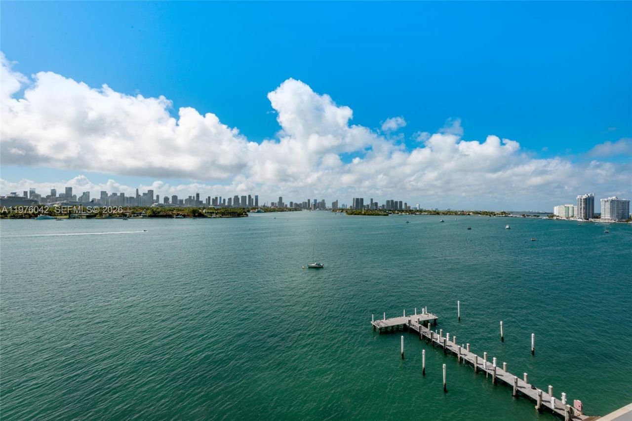 1000 West Ave, Unit 825, Miami Beach, FL 33139 Photo