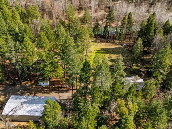 9439 Holland Loop Road, Cave Junction, OR 97523