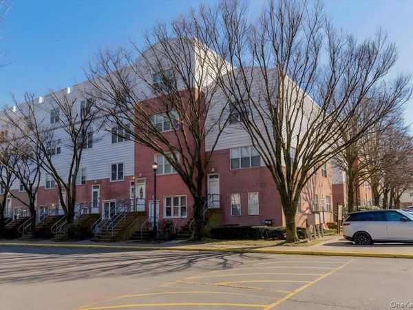 233 Sunset Boulevard , Bronx, NY 10473