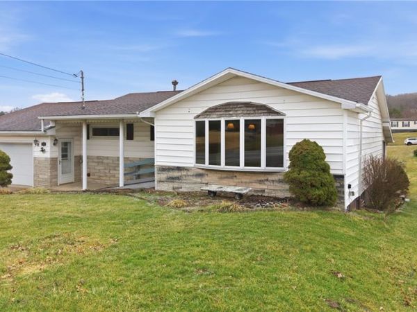 1443 Harris Highway, Parkersburg, WV 26101