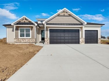 2363 NE Skopelos Court, Blue Springs, MO 64029