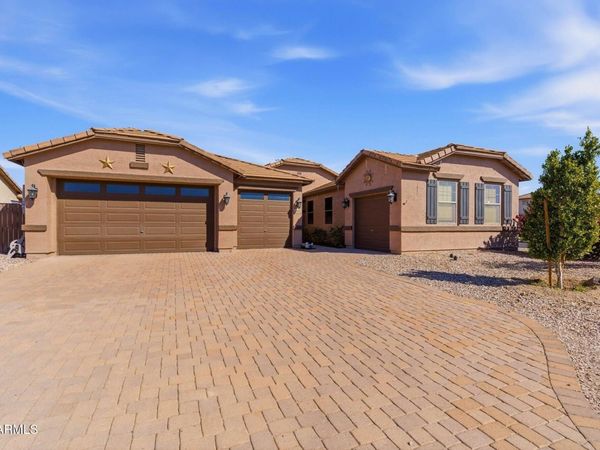 22250 W ASHLEIGH MARIE Drive, Buckeye, AZ 85326