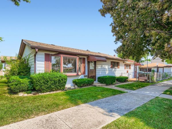 4857 S Lorel Avenue , Chicago, IL 60638