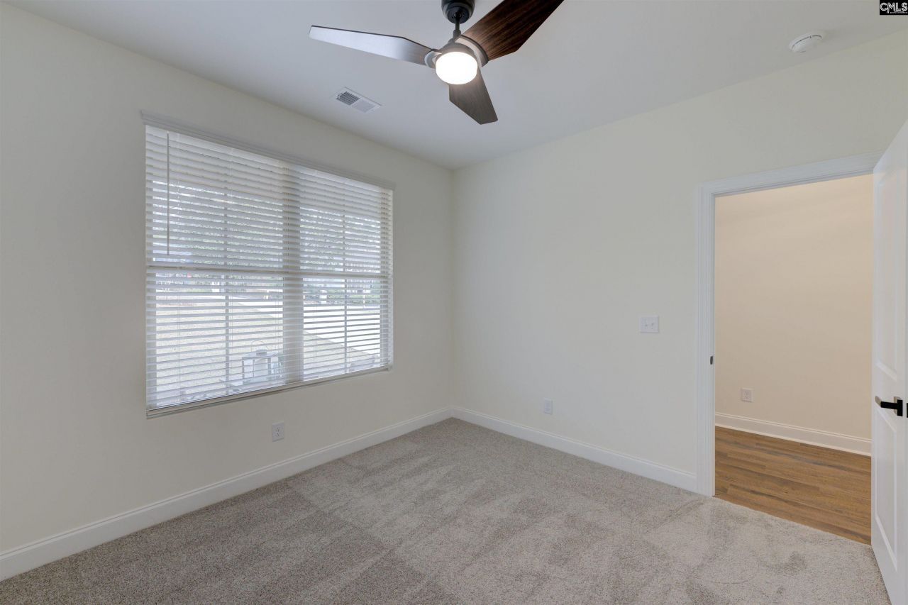 3616 Greenleaf Road  Photo 8