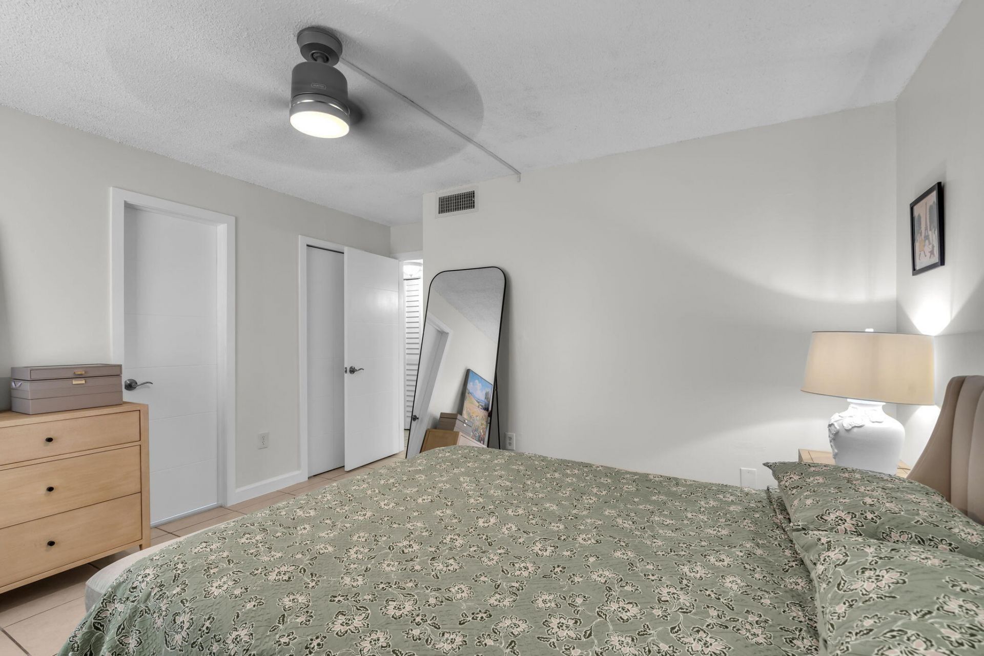 1735 W 60th Street, Unit M307, Hialeah, FL 33012 Photo