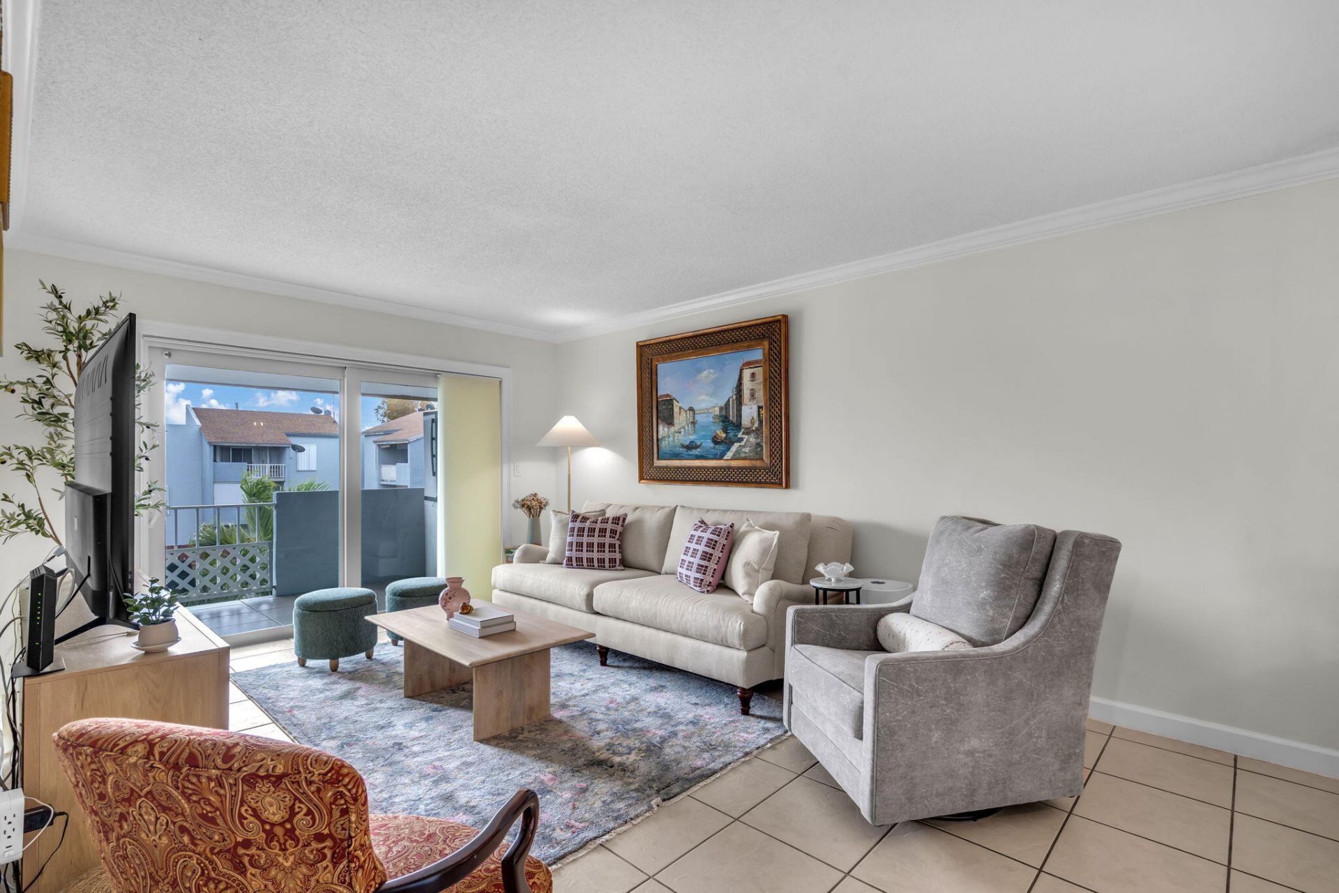 1735 W 60th Street, Unit M307, Hialeah, FL 33012 Photo