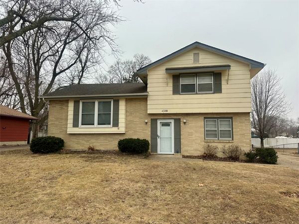 4320 66th Street, Urbandale, IA 50322