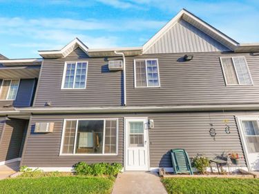 490 3rd Street S, Unit 10, Waite Park, MN 56387