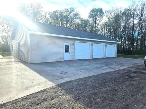 14010 10th Street SE, Raymond, MN 56282