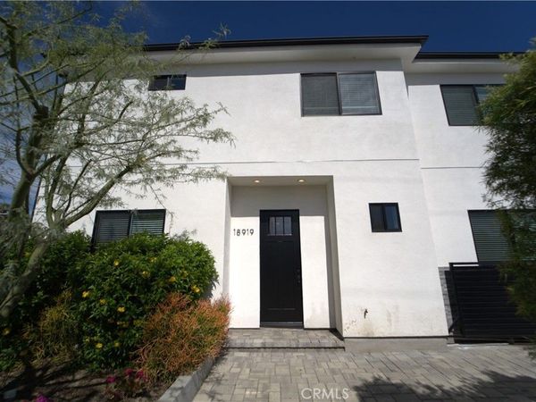 18919 Gault Street, Reseda, CA 91335