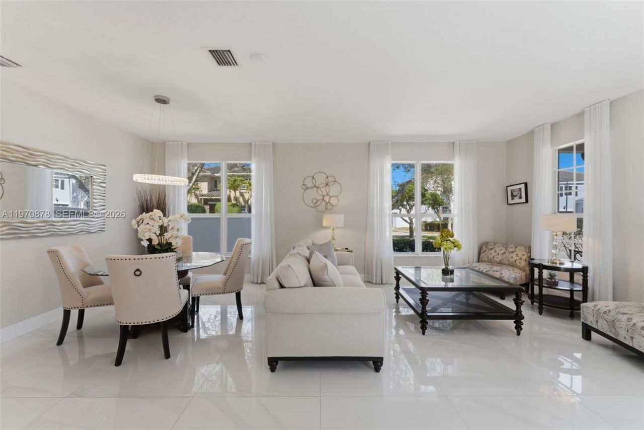 9102 SW 170th Ct, Miami, FL 33196 Photo