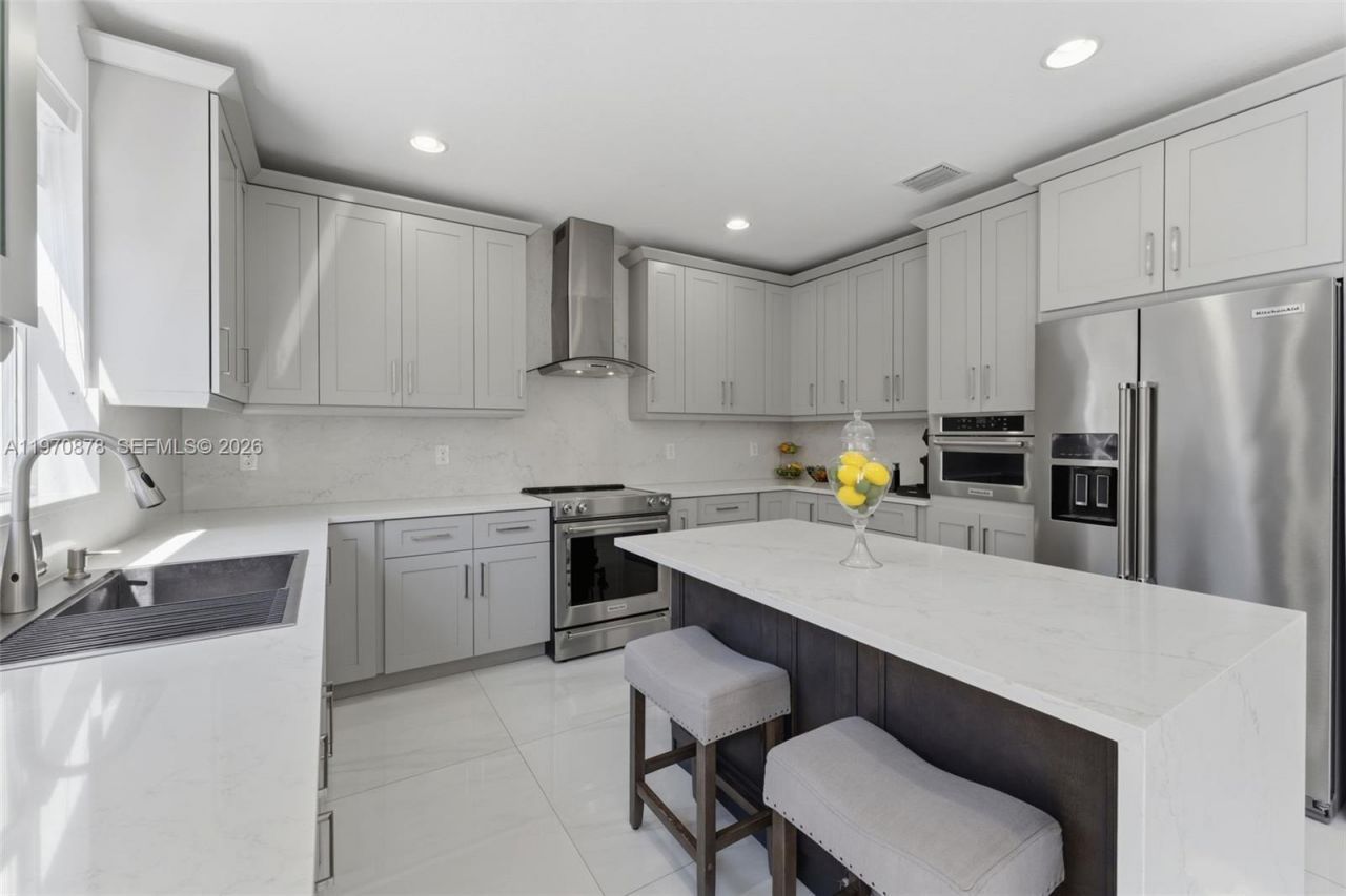 9102 SW 170th Ct, Miami, FL 33196 Photo