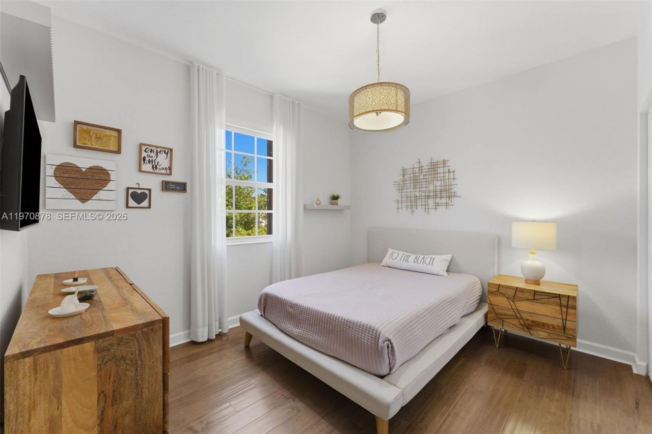 9102 SW 170th Ct, Miami, FL 33196 Photo