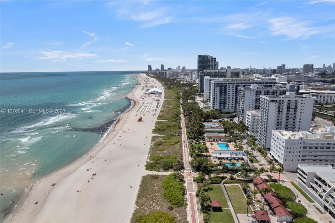 2457 Collins Ave, Unit 201, Miami Beach, FL 33140 Photo