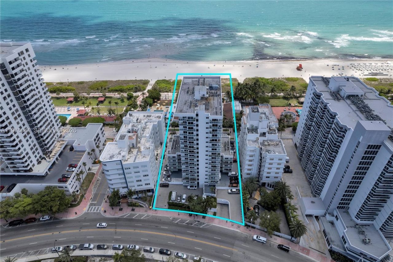 2457 Collins Ave, Unit 201, Miami Beach, FL 33140 Photo