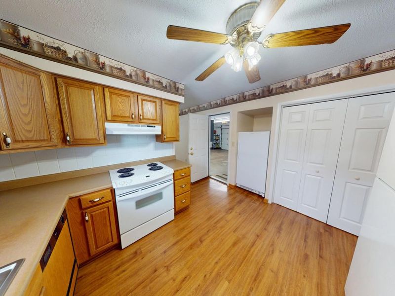 213 Porter Drive, Englewood, OH 45322 Photo 10