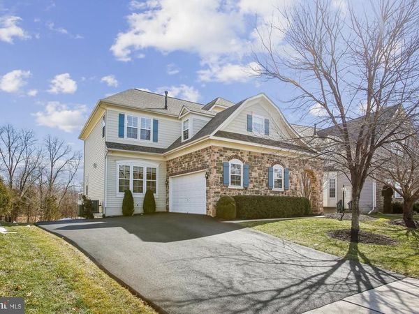 9322 FALLING WATER DRIVE, BRISTOW, VA 20136