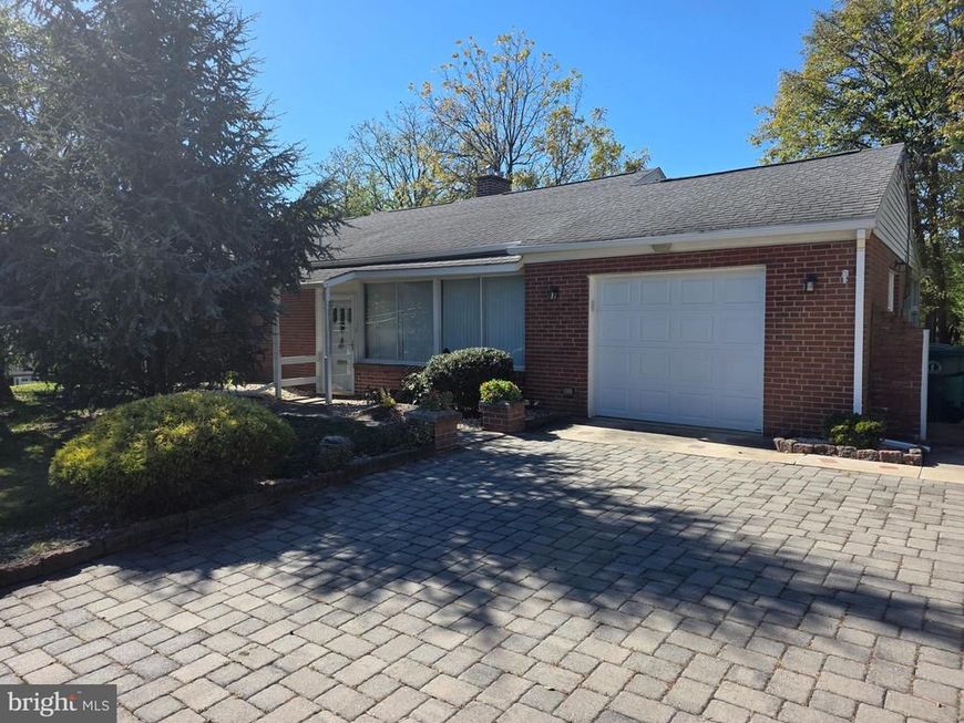 1906 Colonial Road, Harrisburg, PA 17112 Main Photo