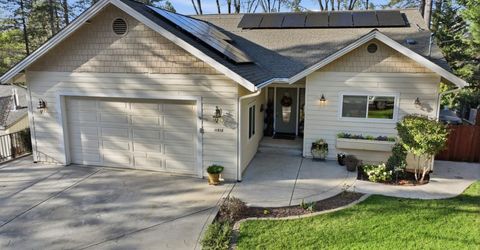 11818 Upper Circle Dr, Grass Valley, CA 95949 Photo