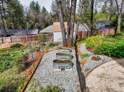 11818 Upper Circle Dr, Grass Valley, CA 95949 Photo
