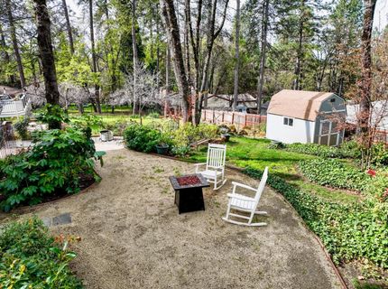 11818 Upper Circle Dr, Grass Valley, CA 95949 Photo
