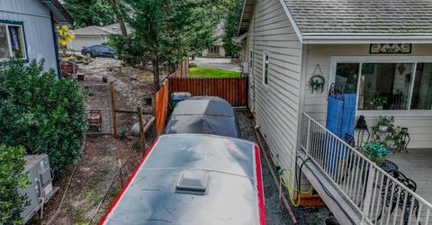 11818 Upper Circle Dr, Grass Valley, CA 95949 Photo