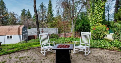 11818 Upper Circle Dr, Grass Valley, CA 95949 Photo