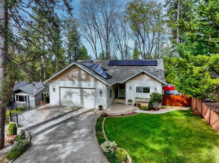 11818 Upper Circle Dr, Grass Valley, CA 95949 Photo