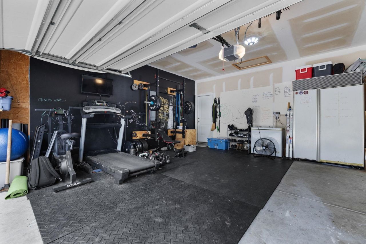 858 Hayes Point Circle Photo 34