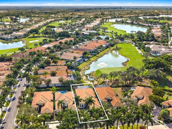 10626 Piazza Fontana, West Palm Beach, FL 33412