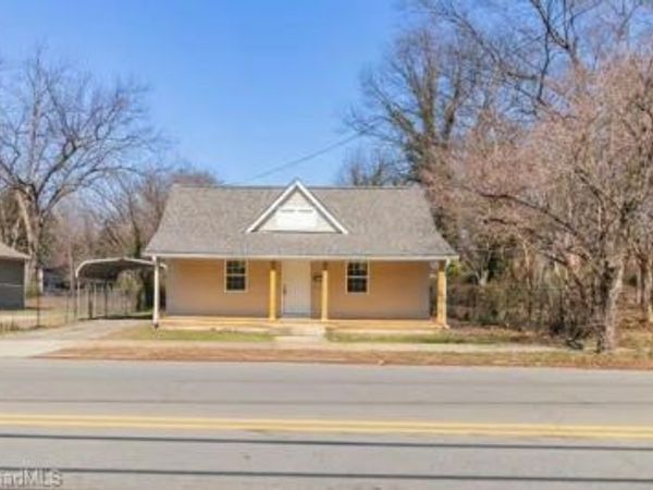 1103 Sprague Street , Winston-Salem, NC 27107