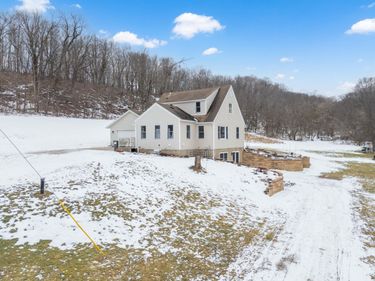 9350 75th Street NW, Byron, MN 55920