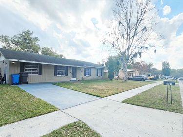 3009 S WILLOW DRIVE , PLANT CITY, FL 33566