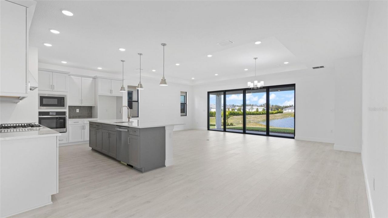 18211 Morgan Drive, Lakewood Ranch, FL 34211 Photo