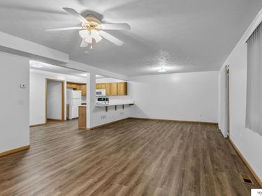 7240 Dorchester Court, Lincoln, NE 68521