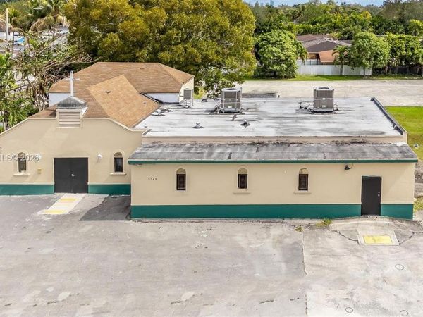 15343 NW 2nd Ave , Miami, FL 33169