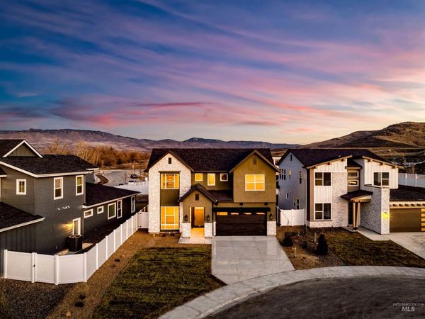 13906 N Malheur Pl, Boise, ID 83714