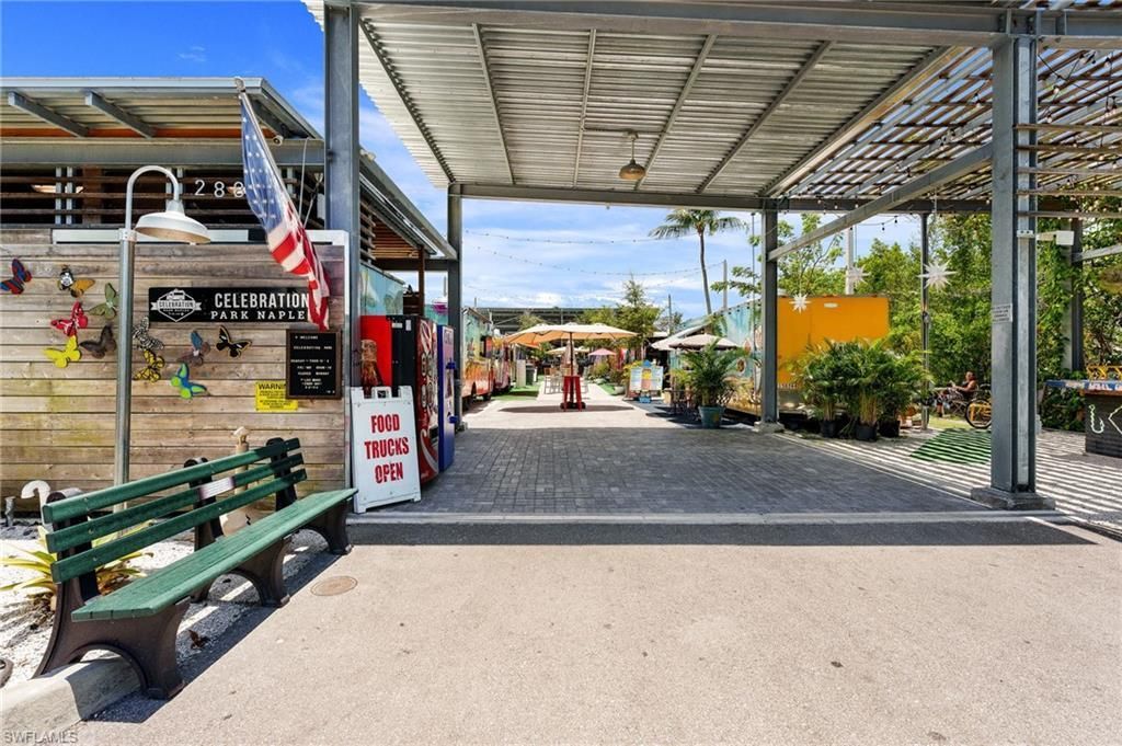 2649 Riverview Dr, Naples, FL 34112 Photo