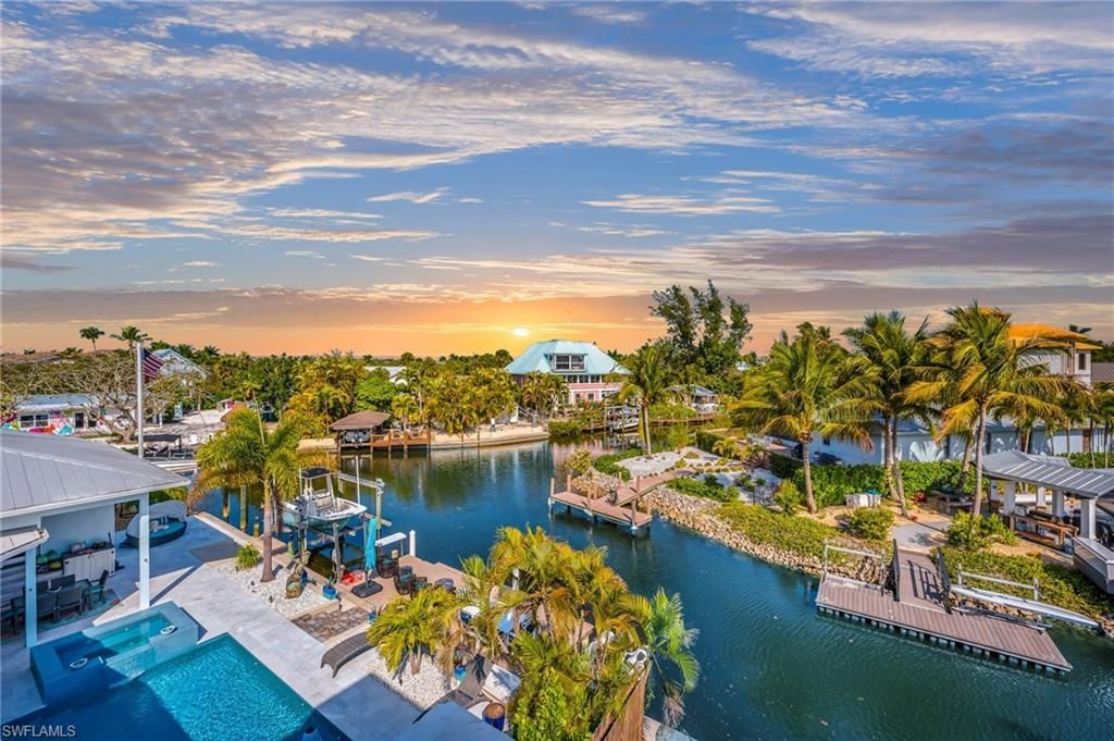 2649 Riverview Dr, Naples, FL 34112 Photo