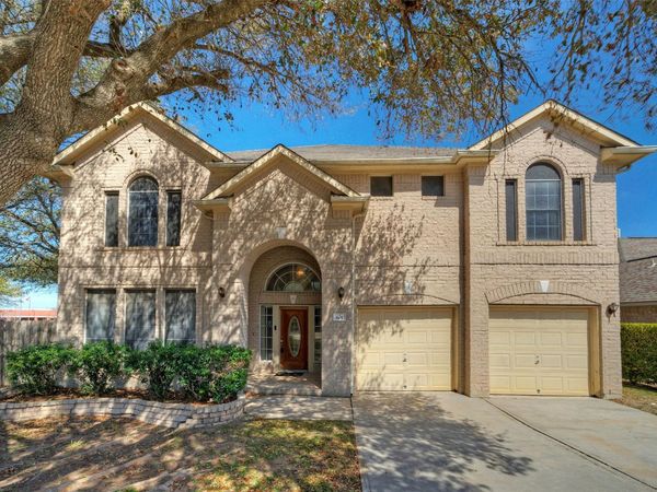 601 Indian Run DR, Pflugerville, TX 78660
