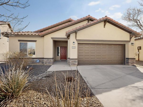 6016 Boulder Canyon Road NW, Albuquerque, NM 87114